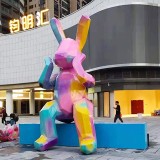 玻璃钢卡通雕塑的魅力