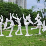 玻璃钢卡通跳舞兔子雕塑