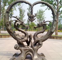 园林双龙雕塑