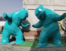城市玻璃钢切面卡通熊雕塑