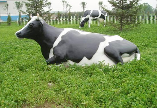 园林奶牛雕塑